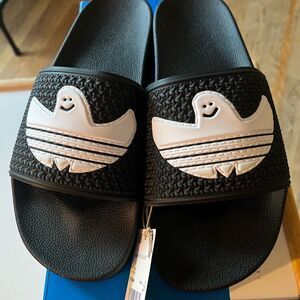 1 LEFT! Adidas Black and White Shmoofoil Slides Men’s 11